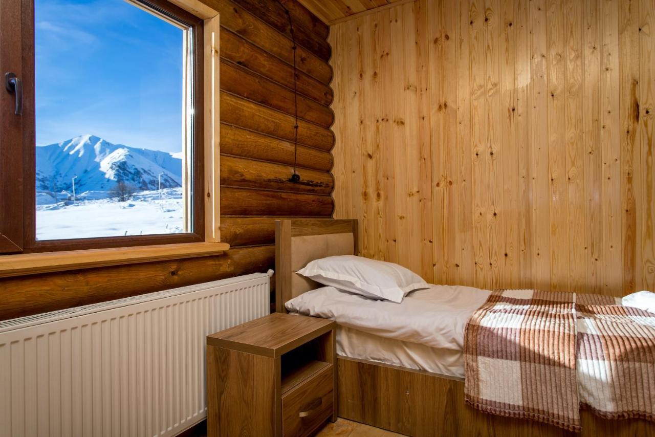 Snow Time Eco Chalet グダウリ エクステリア 写真